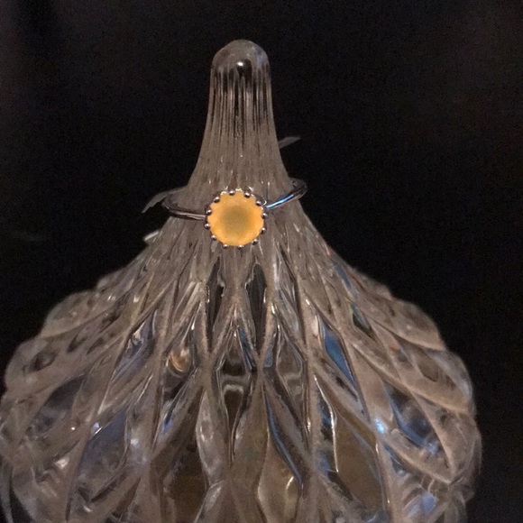 925 Sterling Silver Natural Yellow Agate Ring. - Picture 1 of 3